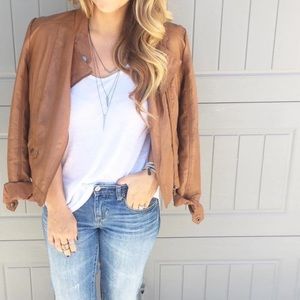 Elegant Layered Necklace Set